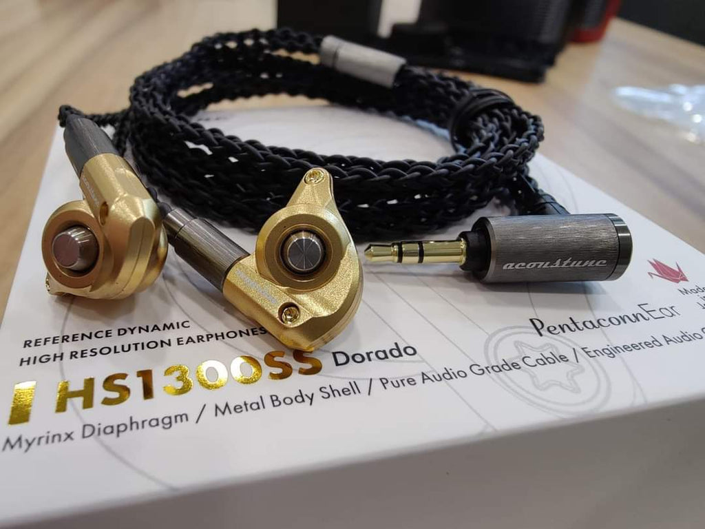 Acoustune HS1300SS Myrinx Driver In-Ear Monitor Pentaconn Ear